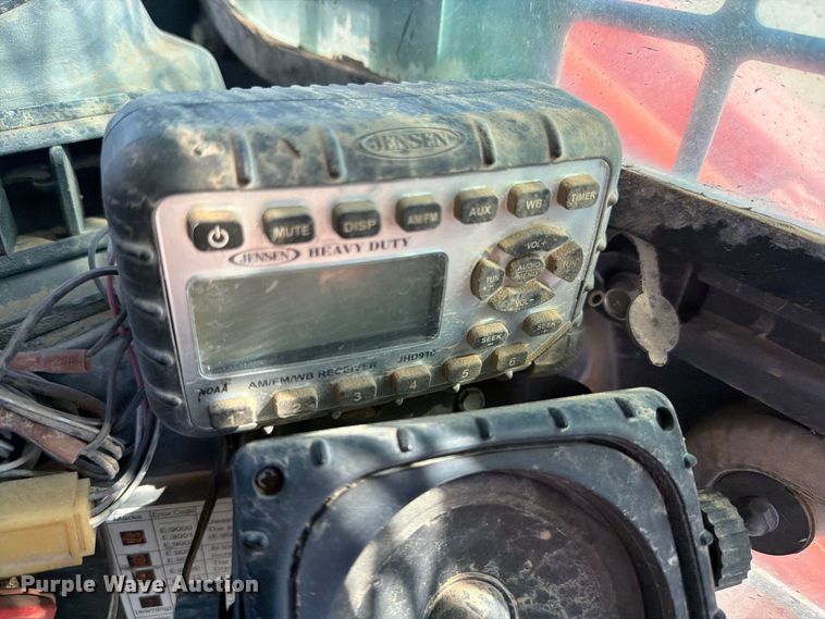 image for item EI7772 2014 Kubota SVL75-2 tracked skid steer loader