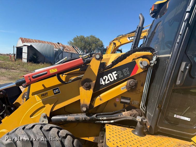 image for item EI7774 2019 Caterpillar 420F2 IT backhoe