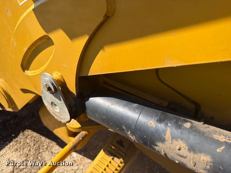 image for item EI7774 2019 Caterpillar 420F2 IT backhoe