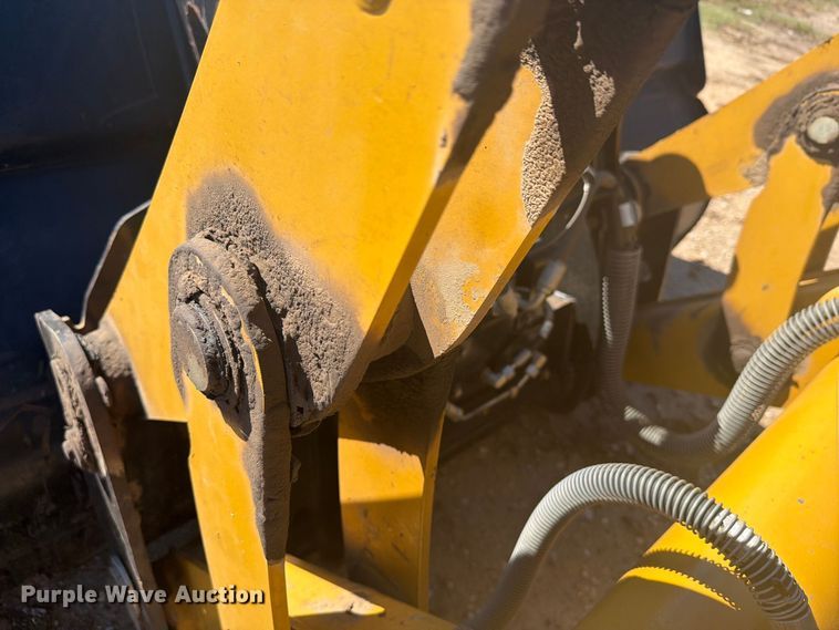 image for item EI7774 2019 Caterpillar 420F2 IT backhoe