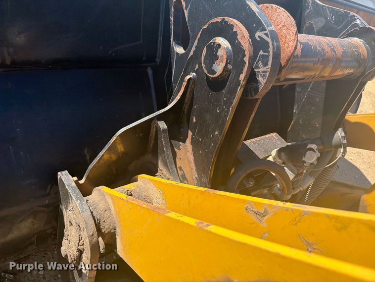 image for item EI7774 2019 Caterpillar 420F2 IT backhoe