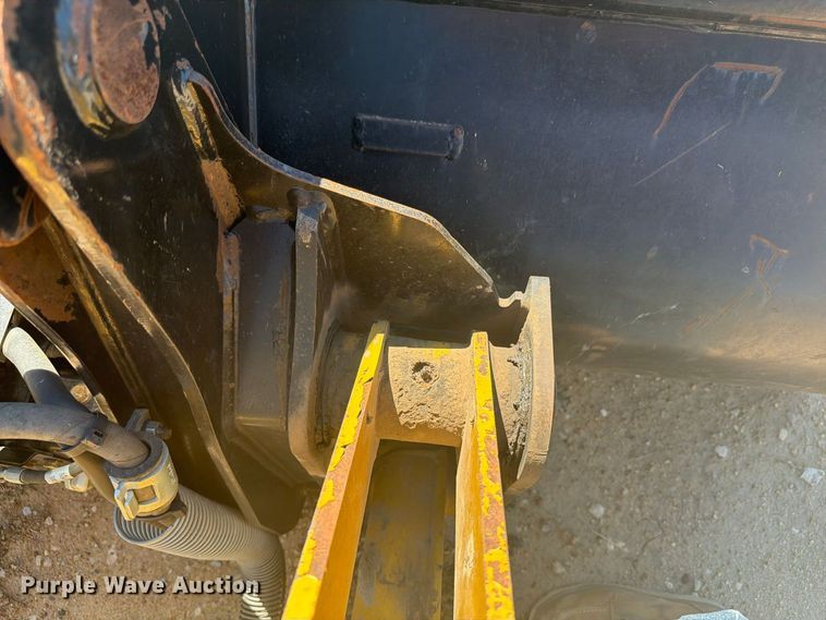 image for item EI7774 2019 Caterpillar 420F2 IT backhoe