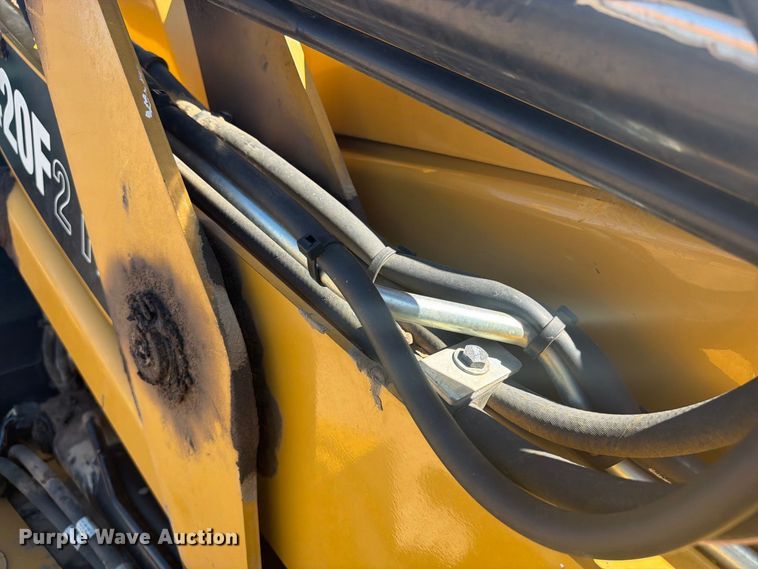 image for item EI7774 2019 Caterpillar 420F2 IT backhoe