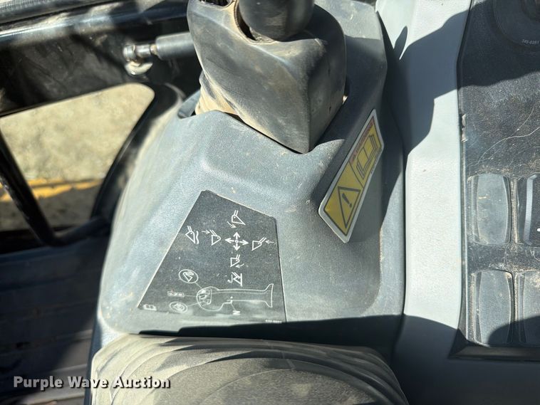 image for item EI7774 2019 Caterpillar 420F2 IT backhoe