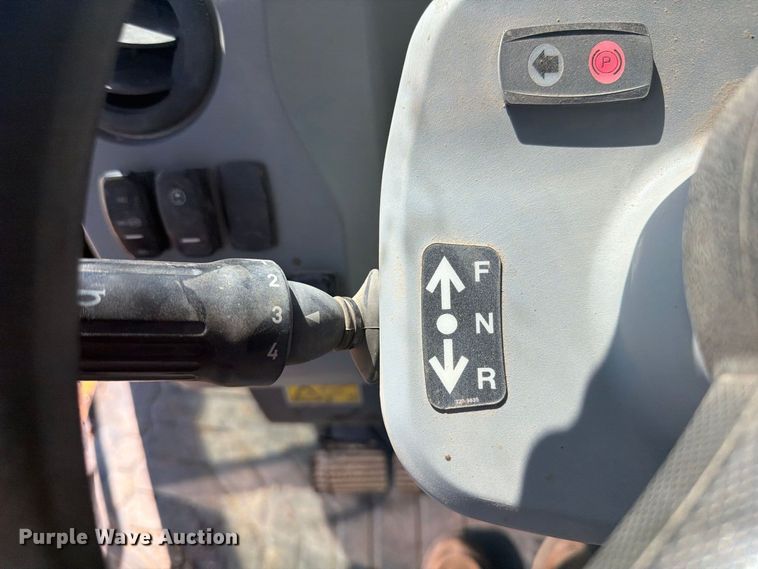 image for item EI7774 2019 Caterpillar 420F2 IT backhoe