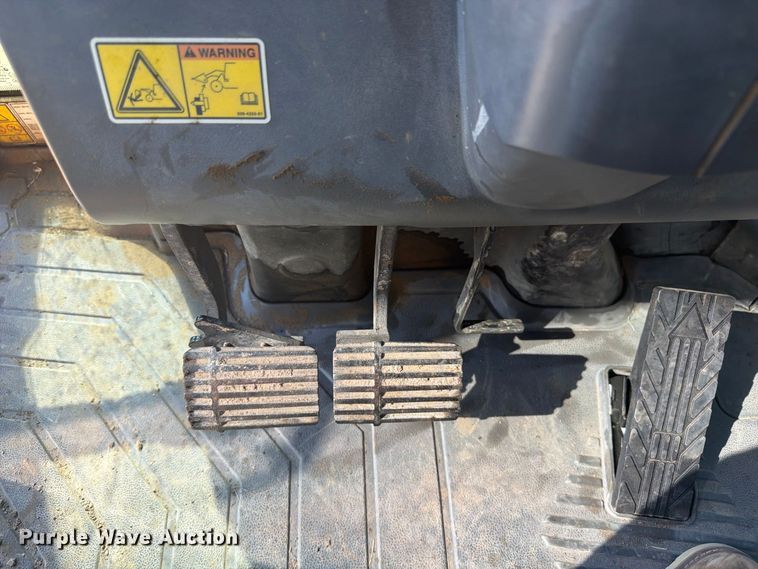 image for item EI7774 2019 Caterpillar 420F2 IT backhoe