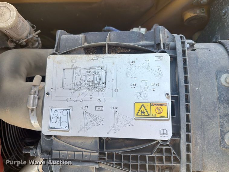 image for item EI7774 2019 Caterpillar 420F2 IT backhoe