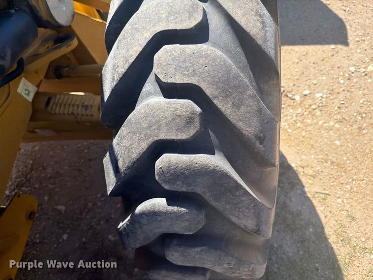 image for item EI7774 2019 Caterpillar 420F2 IT backhoe