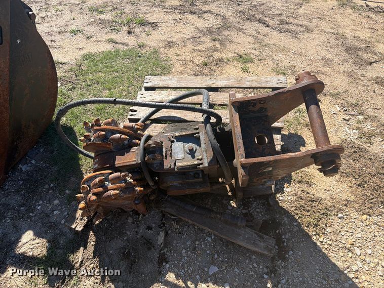 image for item EI7774 2019 Caterpillar 420F2 IT backhoe