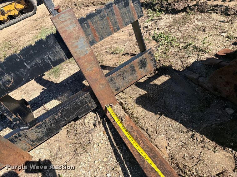 image for item EI7774 2019 Caterpillar 420F2 IT backhoe