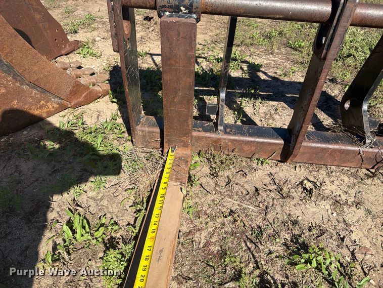 image for item EI7774 2019 Caterpillar 420F2 IT backhoe