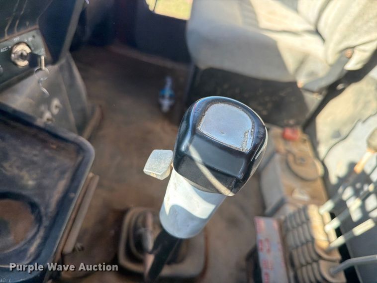 image for item EI7779 1996 Volvo WG dump truck