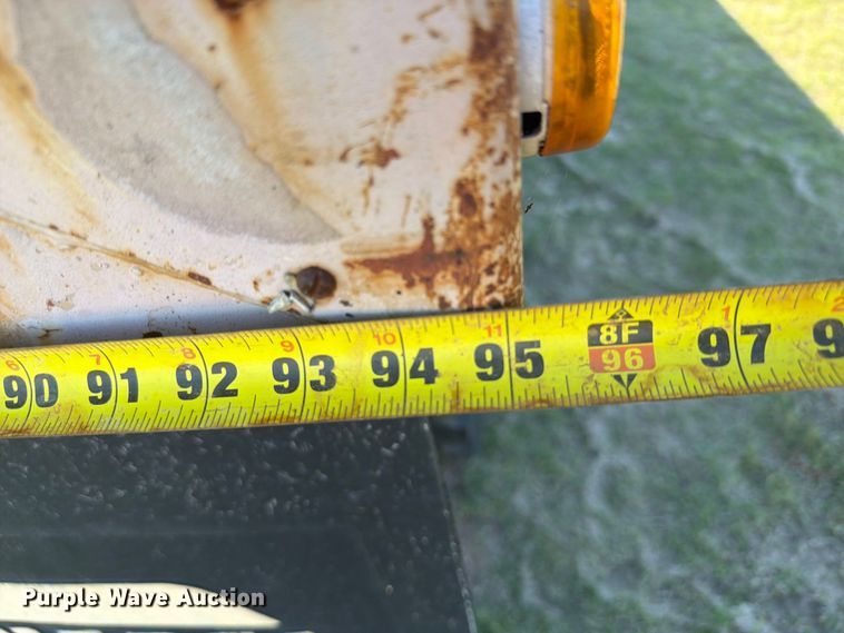 image for item EI7780 1976 Ford F700 dump truck