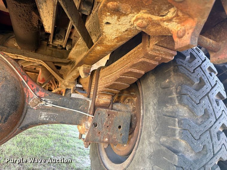 image for item EI7780 1976 Ford F700 dump truck