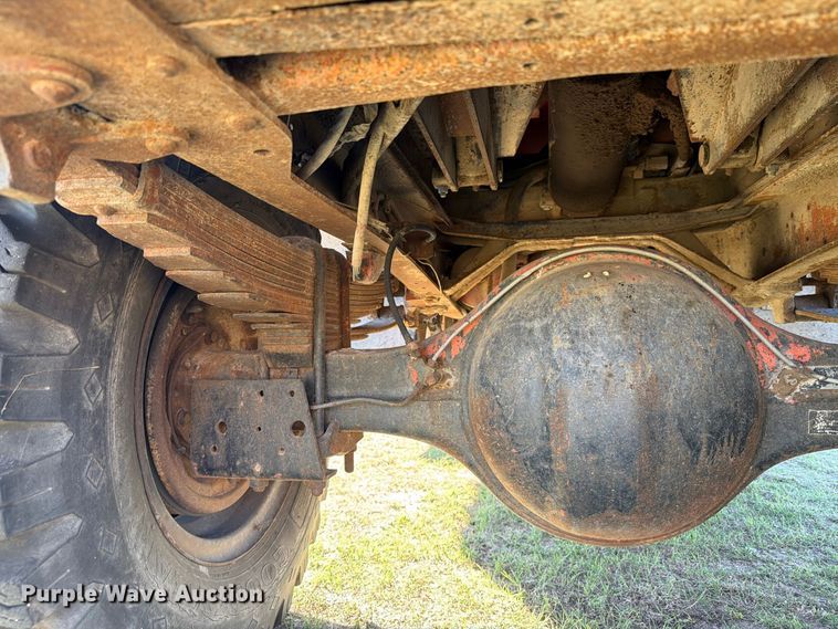 image for item EI7780 1976 Ford F700 dump truck