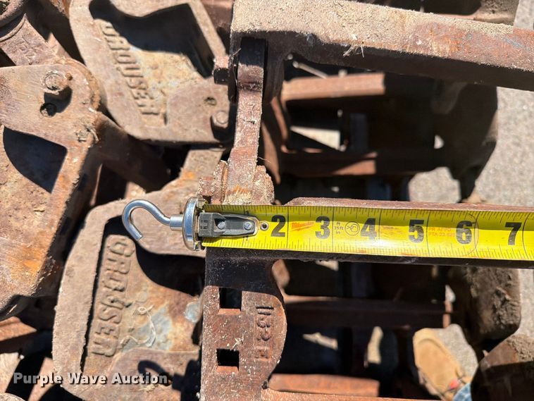 image for item EI7781 Grouser 132E skid steer tracks