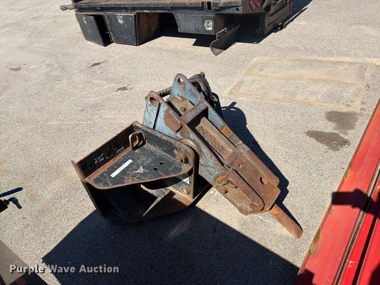 image for item EI7782 Bobcat skid steer breaker