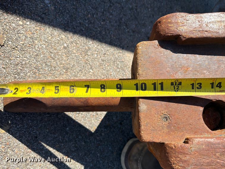 image for item EI7782 Bobcat skid steer breaker