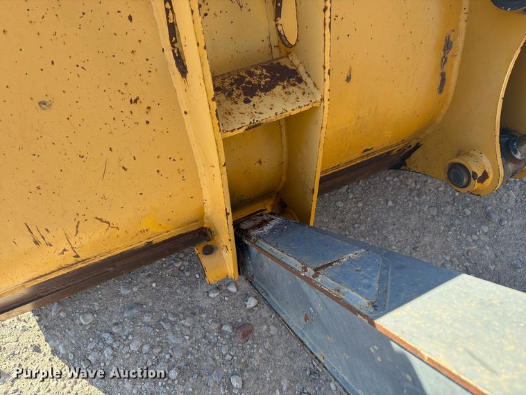 image for item EI7797 2011 John Deere 310SJ backhoe