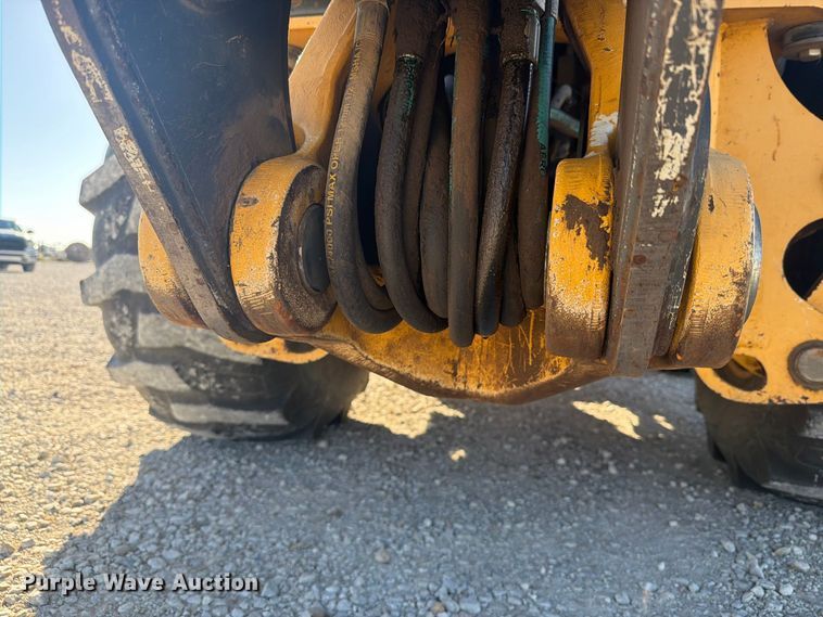 image for item EI7797 2011 John Deere 310SJ backhoe