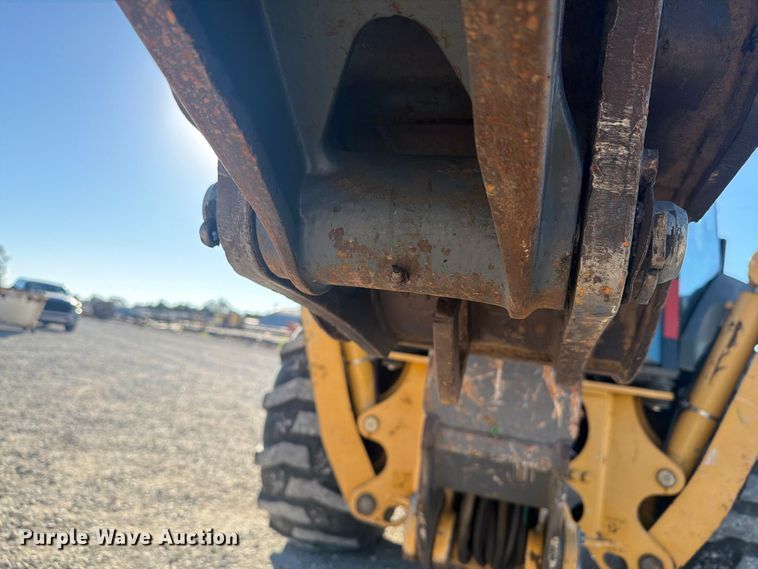 image for item EI7797 2011 John Deere 310SJ backhoe