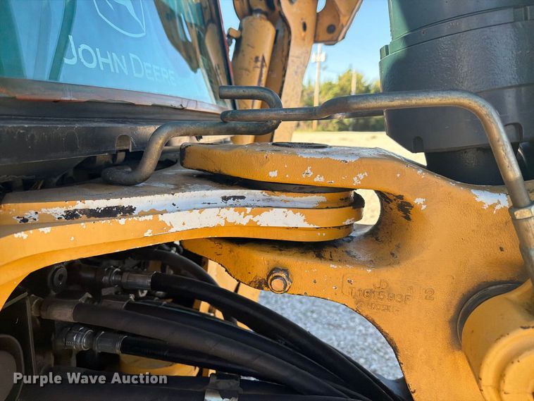 image for item EI7797 2011 John Deere 310SJ backhoe
