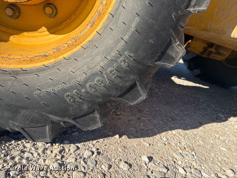 image for item EI7797 2011 John Deere 310SJ backhoe
