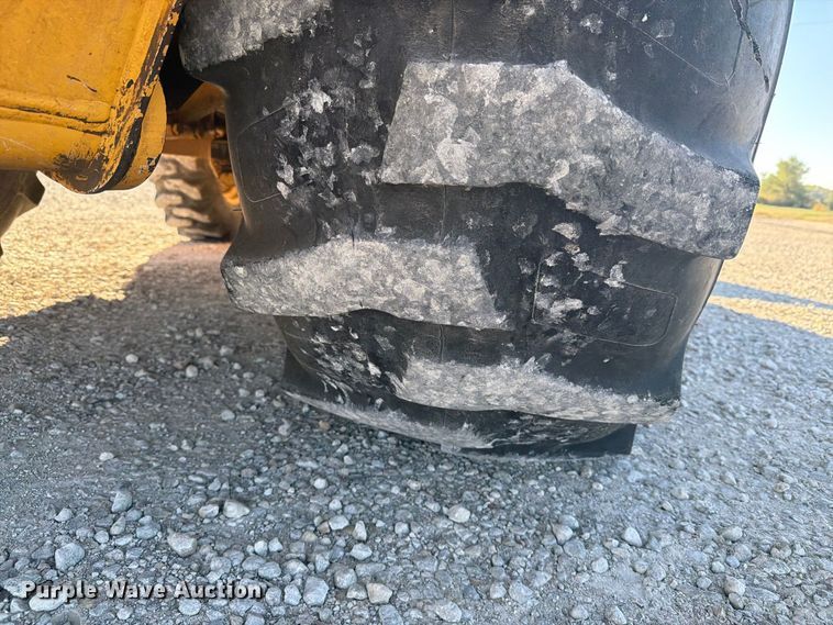 image for item EI7797 2011 John Deere 310SJ backhoe