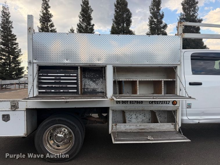 image for item EP3051 2018 RAM 5500 utility / service truck