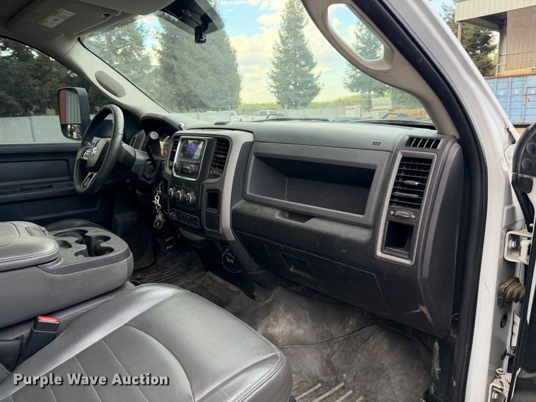 image for item EP3051 2018 RAM 5500 utility / service truck