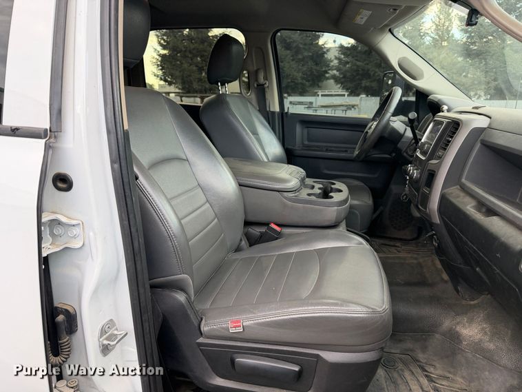 image for item EP3051 2018 RAM 5500 utility / service truck