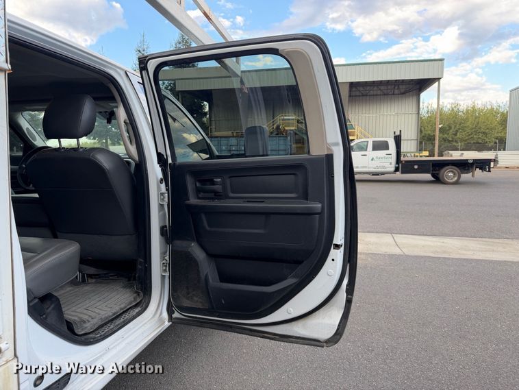 image for item EP3051 2018 RAM 5500 utility / service truck