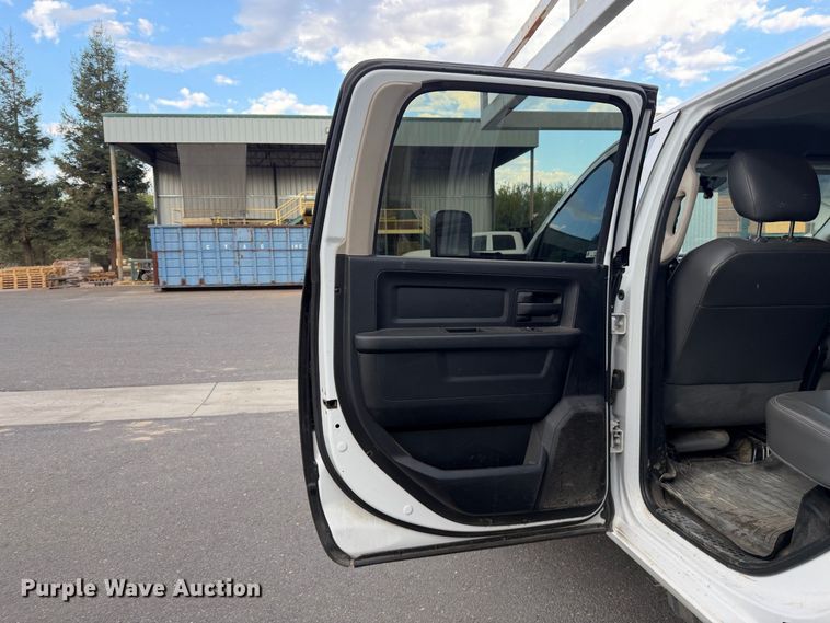 image for item EP3051 2018 RAM 5500 utility / service truck