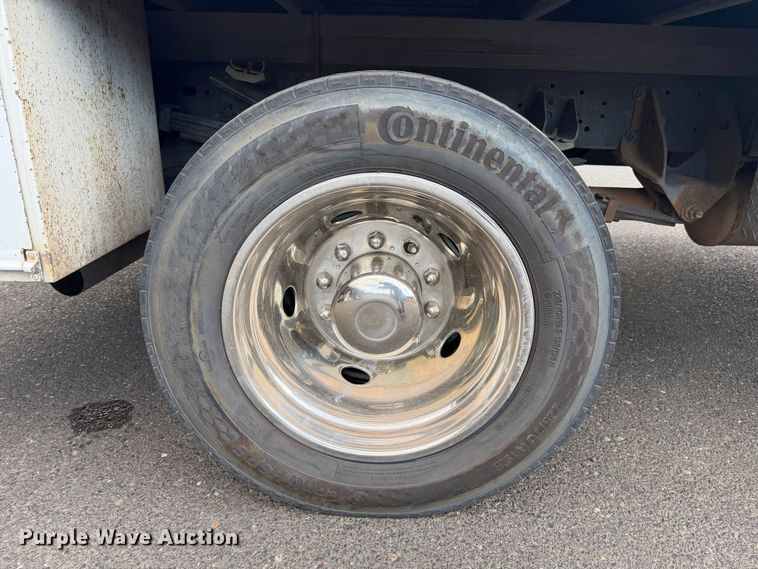 image for item EP3051 2018 RAM 5500 utility / service truck