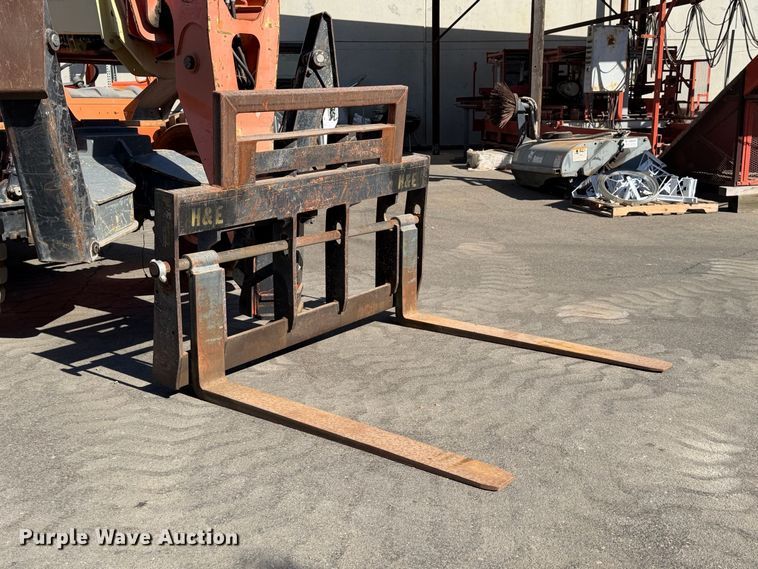 image for item EP3052 2012 JLG G10-55A telehandler