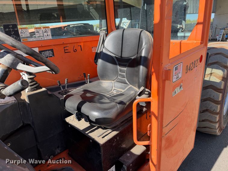 image for item EP3052 2012 JLG G10-55A telehandler