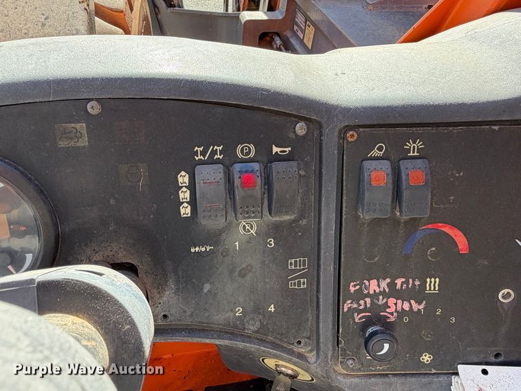image for item EP3052 2012 JLG G10-55A telehandler