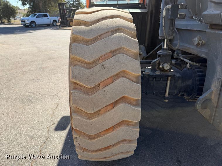 image for item EP3052 2012 JLG G10-55A telehandler