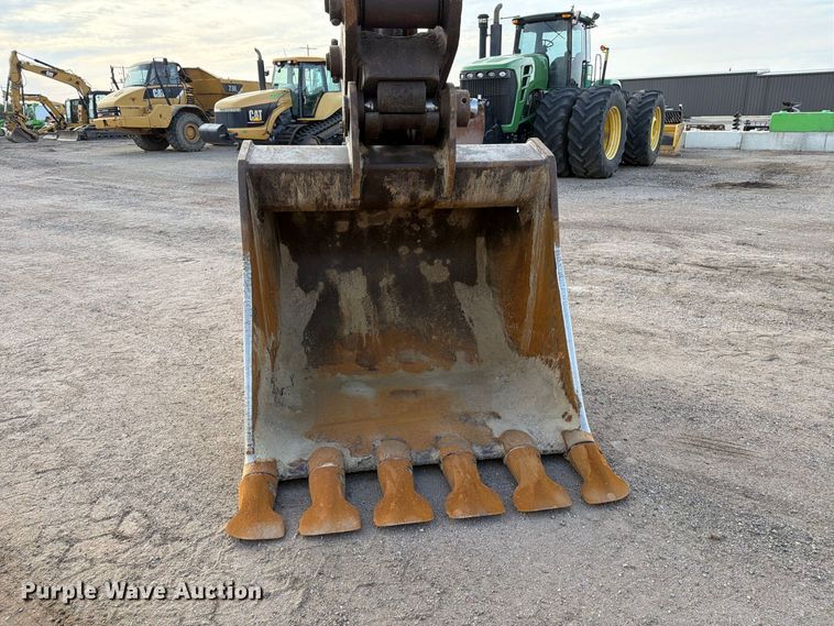 image for item EP7823 2012 Komatsu PC350LC–8 excavator