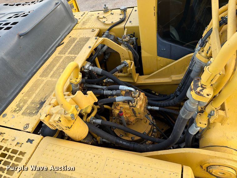 image for item EP7823 2012 Komatsu PC350LC–8 excavator