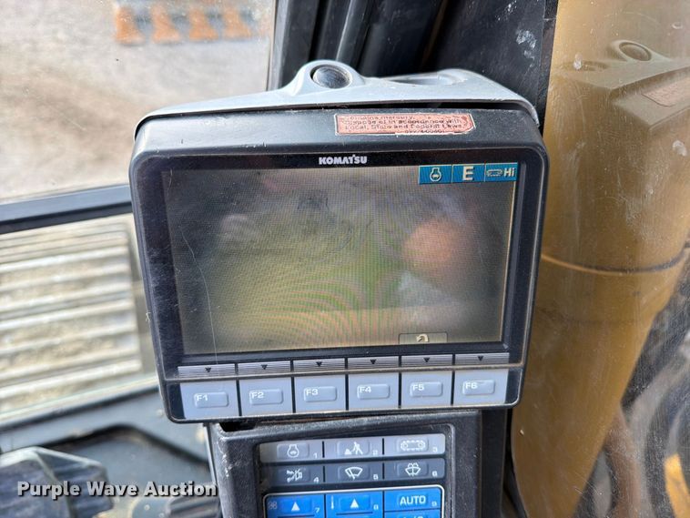image for item EP7823 2012 Komatsu PC350LC–8 excavator