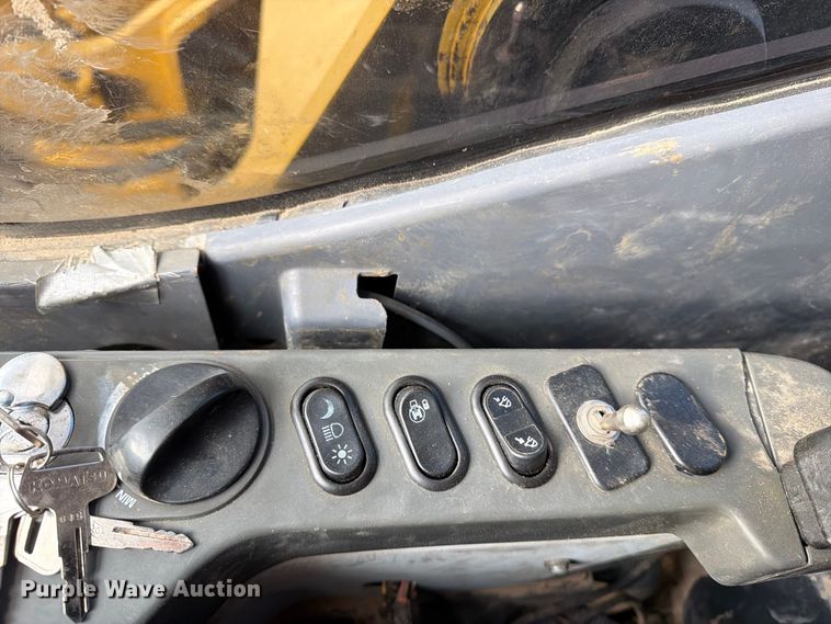 image for item EP7823 2012 Komatsu PC350LC–8 excavator