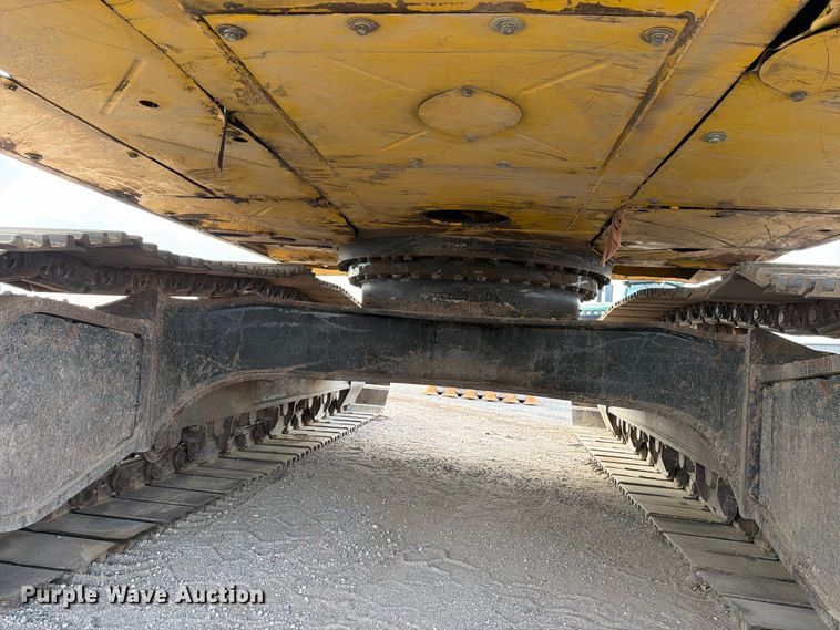 image for item EP7823 2012 Komatsu PC350LC–8 excavator