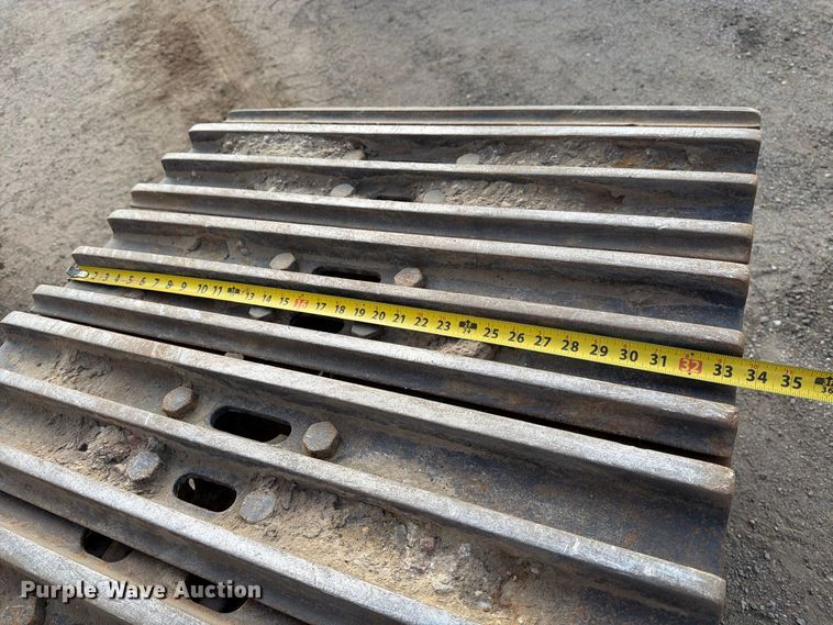 image for item EP7823 2012 Komatsu PC350LC–8 excavator