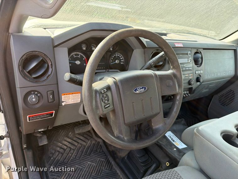 image for item EP7824 2011 Ford F350 Super Duty Ext. Cab bucket truck