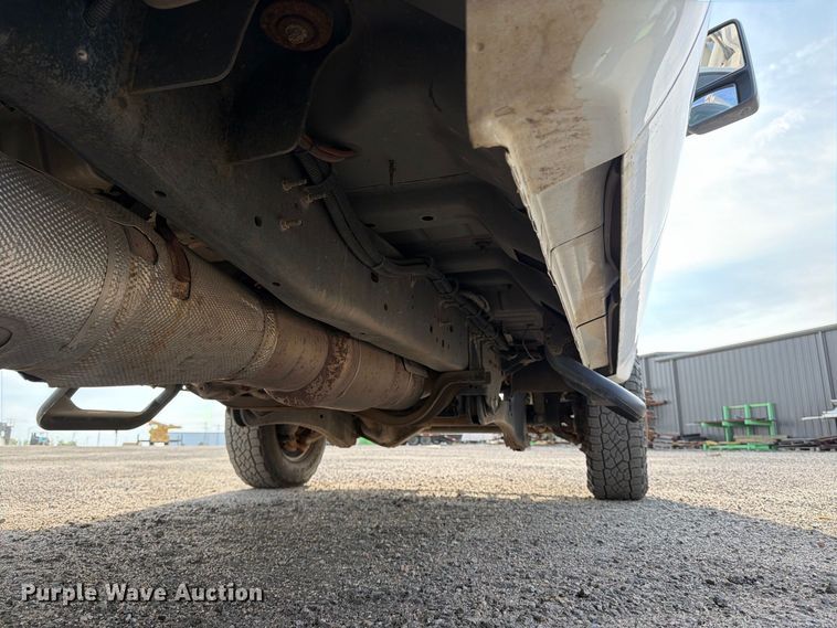 image for item EP7824 2011 Ford F350 Super Duty Ext. Cab bucket truck