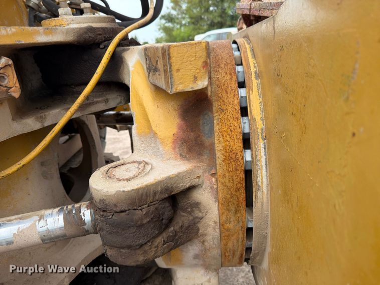 image for item EP7828 2006 Caterpillar 740 water wagon