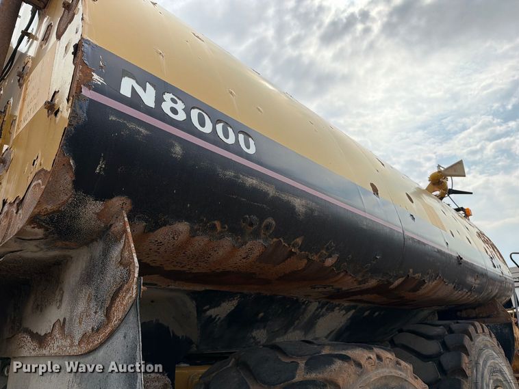 image for item EP7828 2006 Caterpillar 740 water wagon