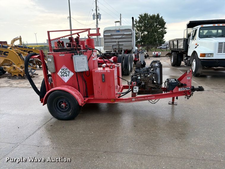 image for item EP7830 2001 Crafco SS125 melter applicator