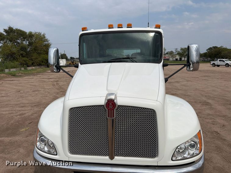 image for item EP7837 2021 Kenworth T270 Reel truck